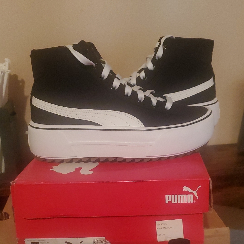 PUMA Women's Black and White Platform Sneakers